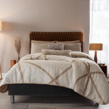 Vianney-Adana-King-Size-Comforter-Set-Trendy-Room-Decor-4