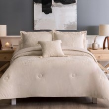 Vianney-Asturias-Queen-Size-Comforter-Set-Trendy-Room-Decor-1